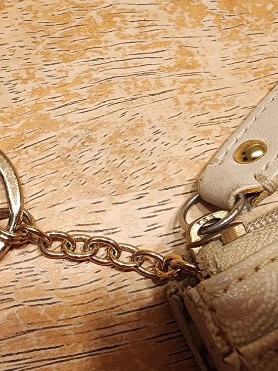 Coach Beige Heart Print Keychain Wallet signature monogram pattern & hearts. - Picture 2 of 11